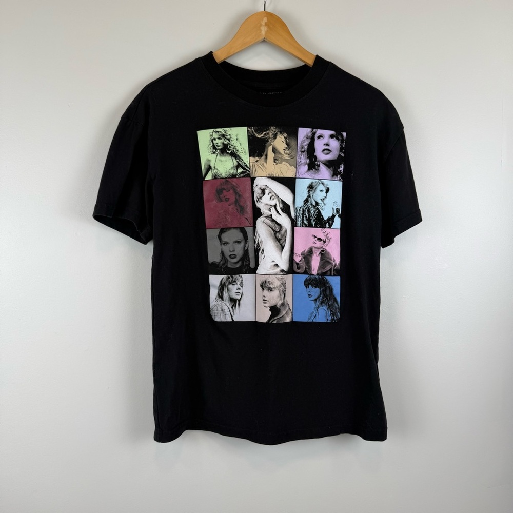 Taylor Swift Eras Tour T-Shirt Size Small 2023 - 2024 Eras Tour Merch Black